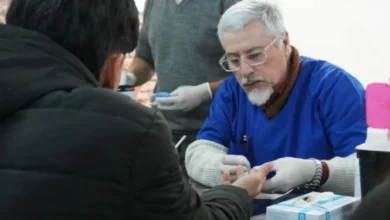 Persona realizando un test de VIH