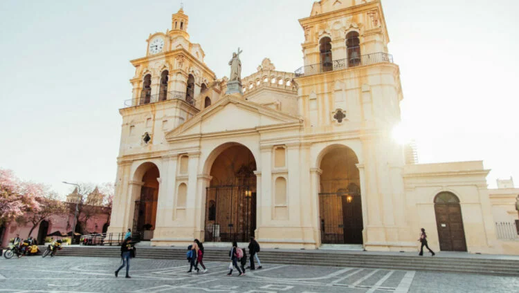 Imágenes de la preparación para la visita del Papa en Córdoba