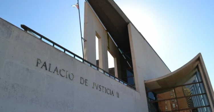 Trabajadores judiciales en huelga en Córdoba