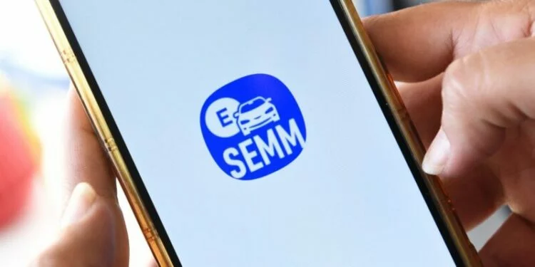 Imagen de la App SEMM en un dispositivo móvil, mostrando el mapa de estacionamiento de Córdoba