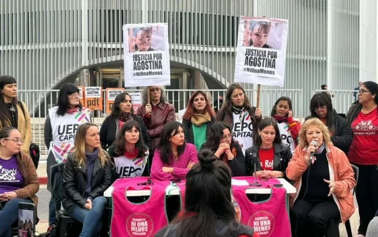 Marcha por la defensa de la escuela pública en Córdoba