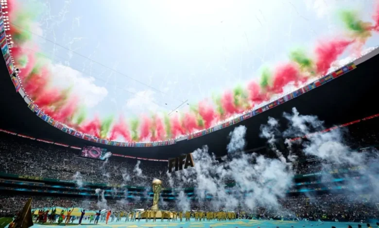 Imagen del espectáculo inaugural del Mundial 2026 con Shakira y Andrea Bocelli