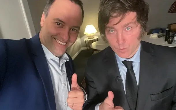Milei y Adorni en una reunión de gabinete