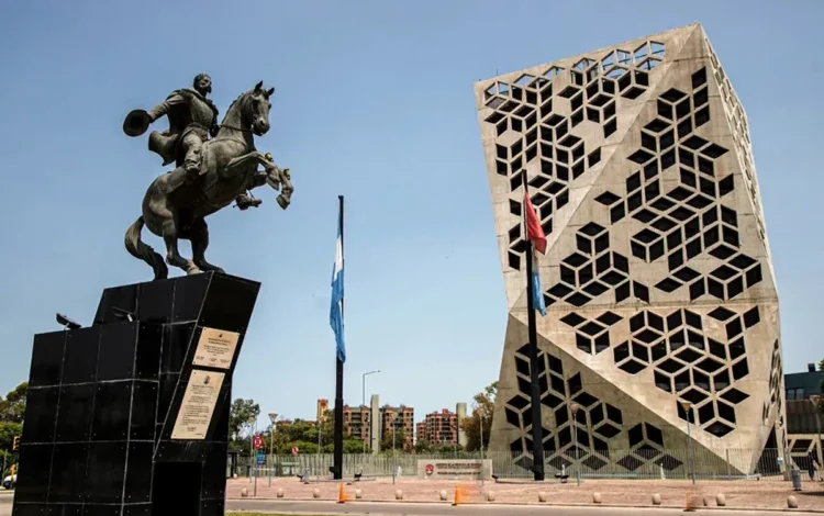 Calendario con fechas de pago destacadas