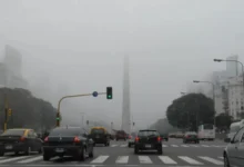 Imagen de un termómetro mostrando temperaturas bajas en Buenos Aires