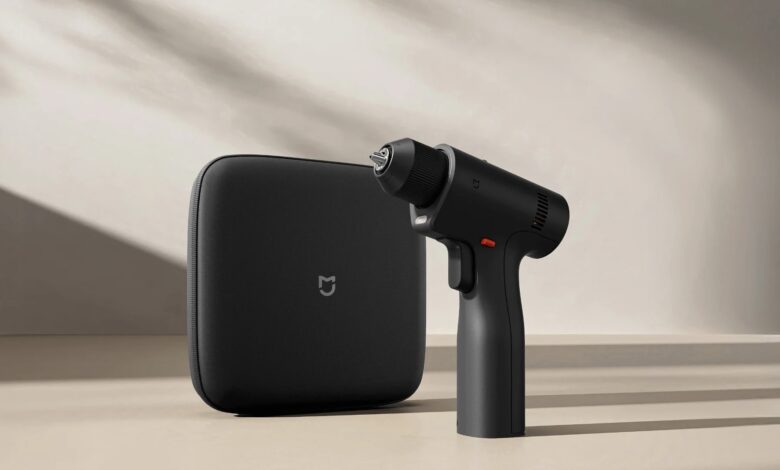 Imagen del taladro inteligente de Xiaomi en acción