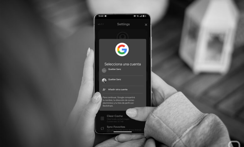 imagen de un smartphone con la pantalla de inicio de Google