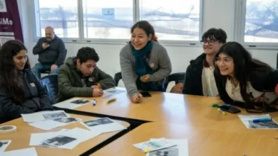 Estudiantes participando en actividades en los Parques Educativos