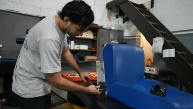 Emprendedores en Córdoba participando en un curso de negocios