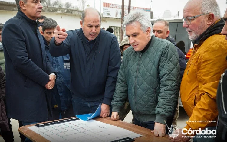 Imagen de obras de pavimentación y red cloacal en barrio Villa Unión