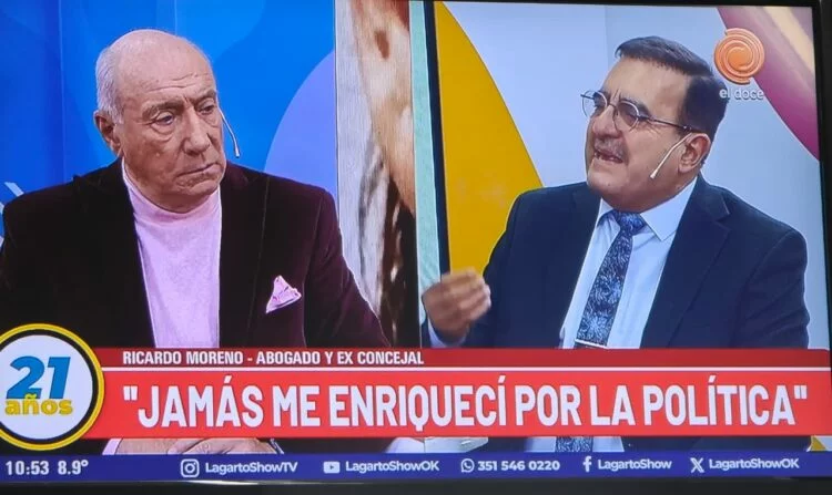 Ricardo Moreno en una entrevista televisiva hablando sobre su renuncia y el caso Agostina Vega