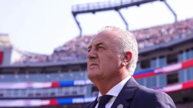 Imagen de los jugadores de Francia y Paraguay en la cancha