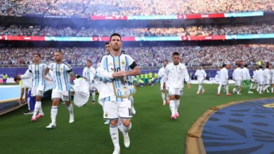 La Selección Argentina con brazalete negro en homenaje a Antonio Rattín