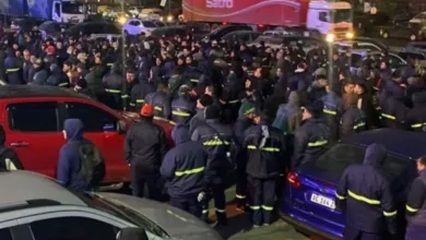 Trabajadores de Express Beer protestan por la crisis laboral