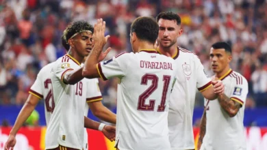 La selección española celebra su victoria sobre Francia en el Mundial 2026