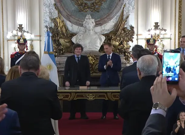 Diego Santilli en la asunción como jefe de Gabinete
