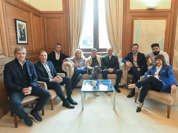 Reunión de la mesa política del Gobierno en Casa Rosada