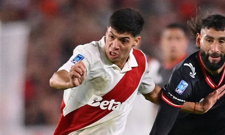 Nicolás Otamendi en su debut con River Plate