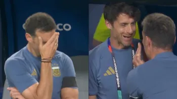 La reacción de Lionel Scaloni después de los goles de la Selección Argentina en el alargue