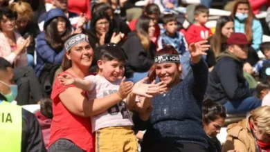 Niños y familias disfrutando del Día de las Infancias en el Estadio Mario Alberto Kempes