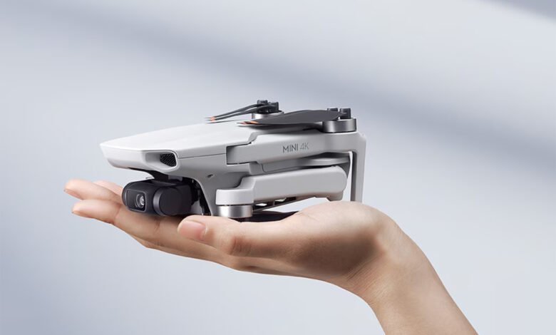 Drones con sensores LiDAR en vuelo