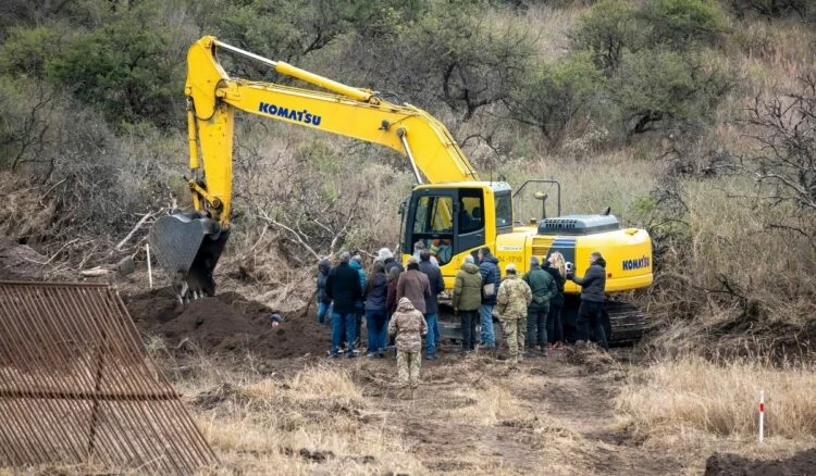 Restos humanos exhumados en el Centro Clandestino de Detención La Perla, zona Loma del Torito, Córdoba