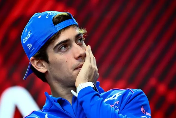 Franco Colapinto en el cockpit de su Alpine en el Gran Premio de los Países Bajos