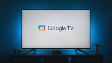 Televisor inteligente con Google TV y modo básico