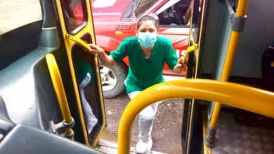 Trabajadores esenciales de Córdoba protestan por la restitución del boleto gratuito