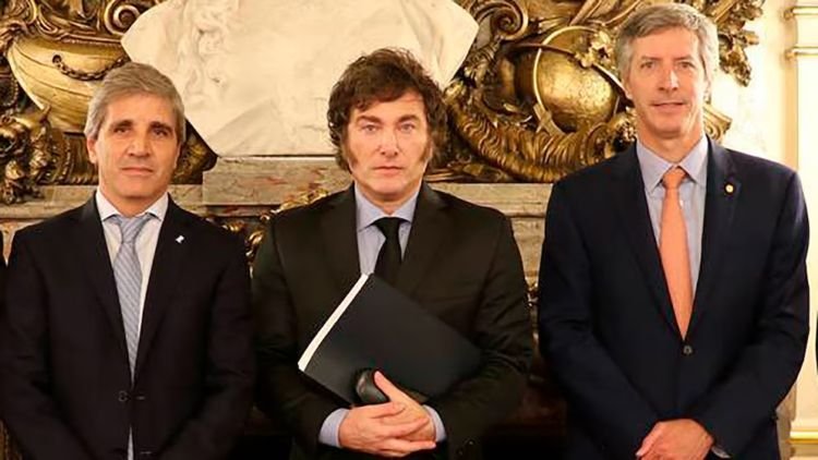 Lingotes de oro del Banco Central bajo la lupa de los senadores peronistas