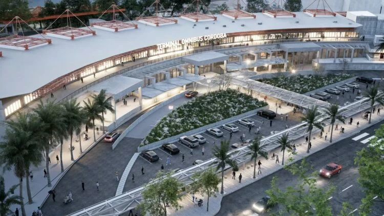 Fachada de la Terminal de Ómnibus T1 en el centro de Córdoba durante la renovación