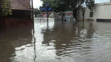 Ejercicio de evacuación y rescate durante el simulacro de inundación en Villa Páez, Córdoba