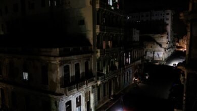 Calle de La Habana sumida en la oscuridad durante el apagón nacional de 2026