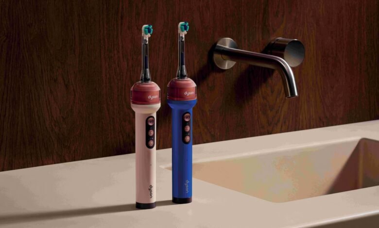Cepillo eléctrico Dyson CameraJet con cámara integrada y sistema de irrigación dental