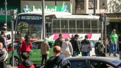 Colectivo detenido en la calle de Córdoba durante asamblea de UTA