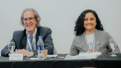 Defensoría del Pueblo de Córdoba atendiendo consultas sobre vivienda