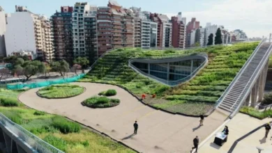 Vista panorámica del nuevo Paseo Cultural que conecta el Centro Cultural, el Faro y el Rosedal en Córdoba
